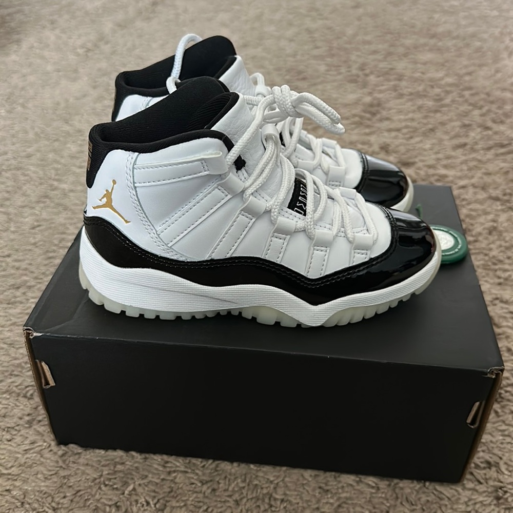 Jordan 11 DMP size 11c (PS)